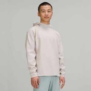 Lululemon GridLiner Fleece Hoodie
Heathered Dove Grey size medium